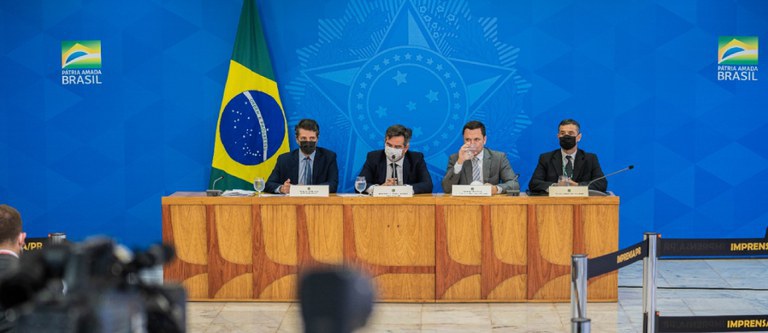 Governo Federal anuncia medidas contra queimadas
