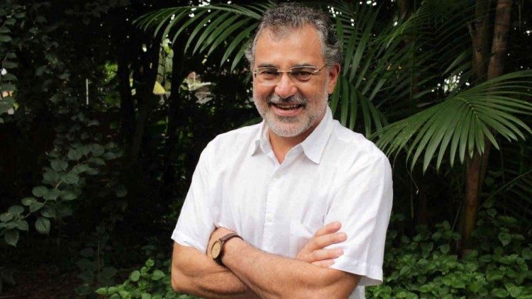 Papa nomeia Engenheiro Florestal brasileiro para a Pontifícia Academia de Ciências Sociais