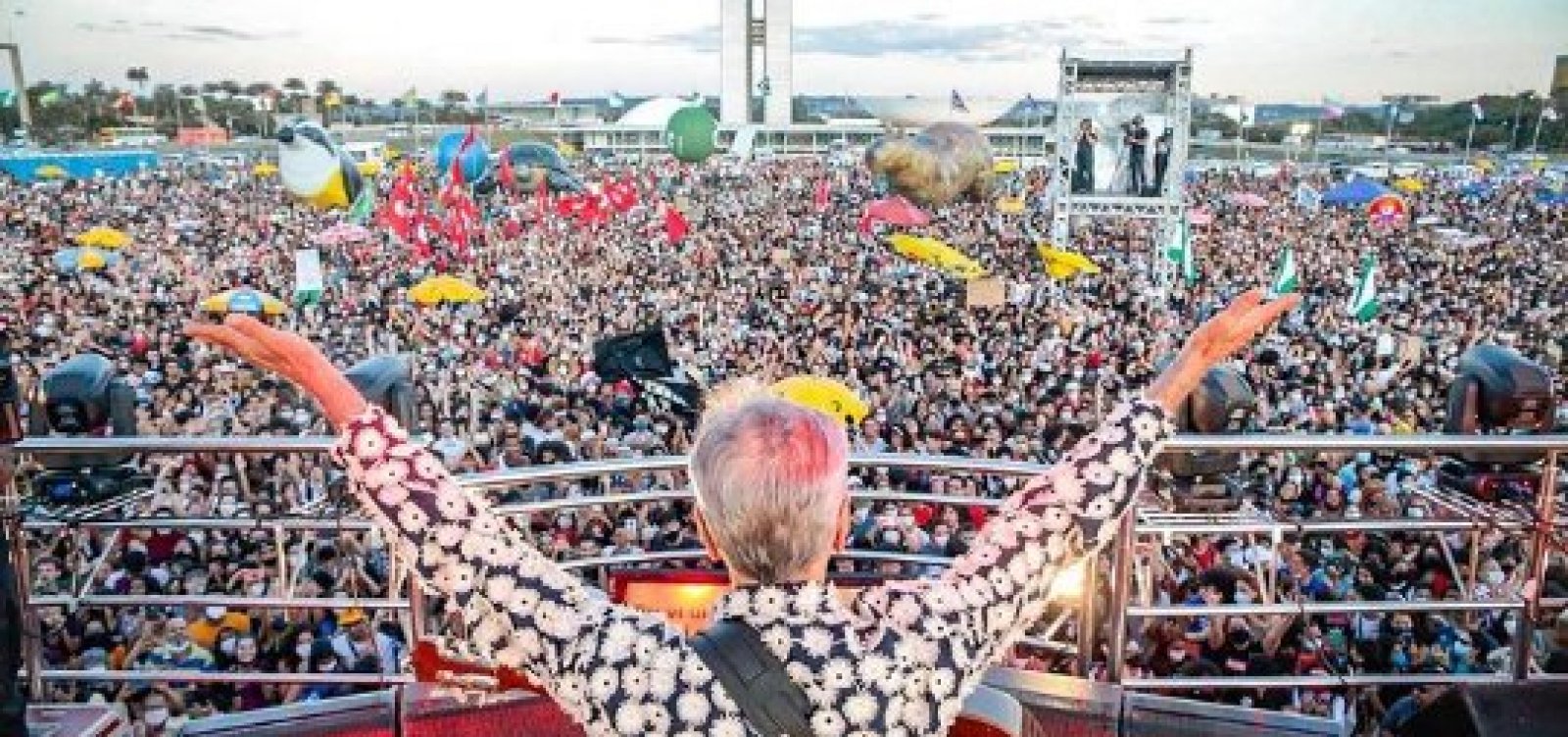 Ato pela Terra: brasilienses se unem a protesto contra 'Pacote da destruição'