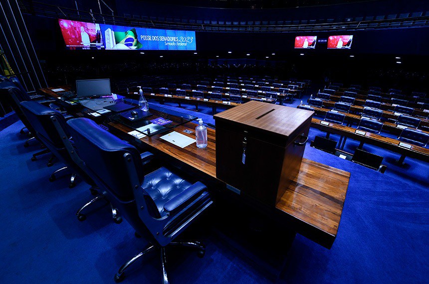 Aprovada a gestão de florestas públicas por concessão.