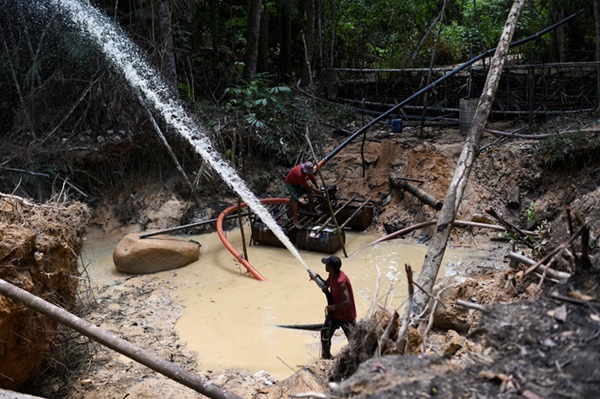 Garimpo ilegal de ouro em Itaituba, no Pará 04/09/2021 REUTERS/Lucas Landau